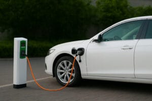 Carros Elétricos São o Futuro? Veja os Prós e Contras Agora